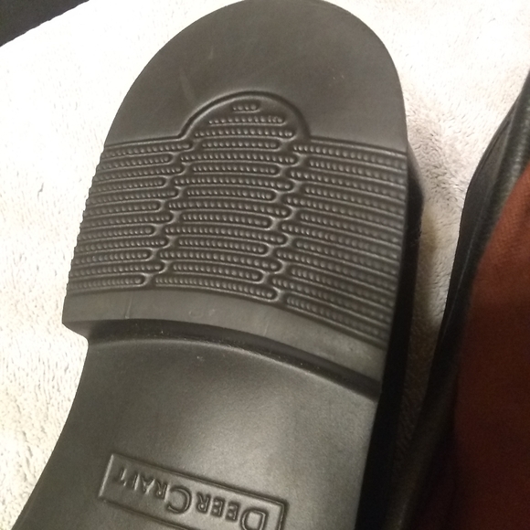 NEW IN BOX - DEER CRAFT DEERSKIN LEATHER SHOES - Picture 5 of 9